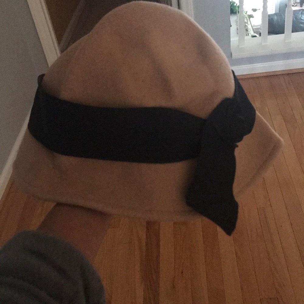 Bucket hat